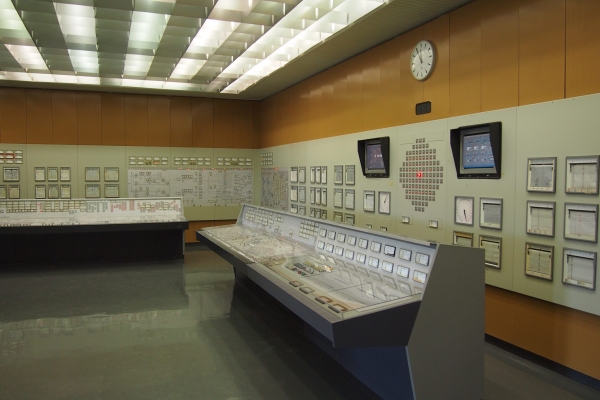 In-der-Schaltzentrale-des-AKW-Zwentendorf-ist-es-immer-5-vor-12-©Wolfgang-Muhr